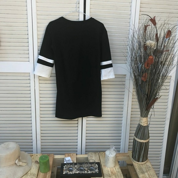 Sweater - Picture 2 of 6